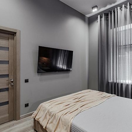 Deribasovskaya 18 Loft Apartment โอเดสซา ภายนอก รูปภาพ