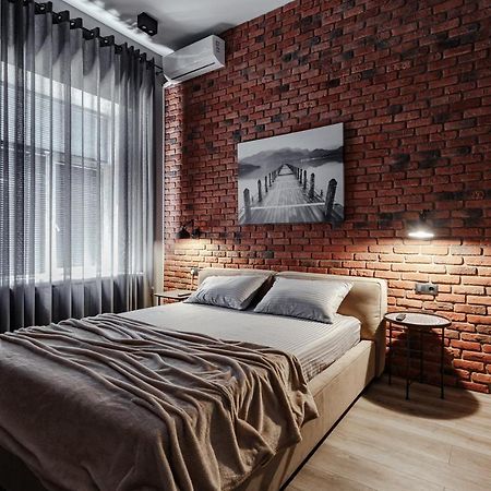 Deribasovskaya 18 Loft Apartment โอเดสซา ภายนอก รูปภาพ