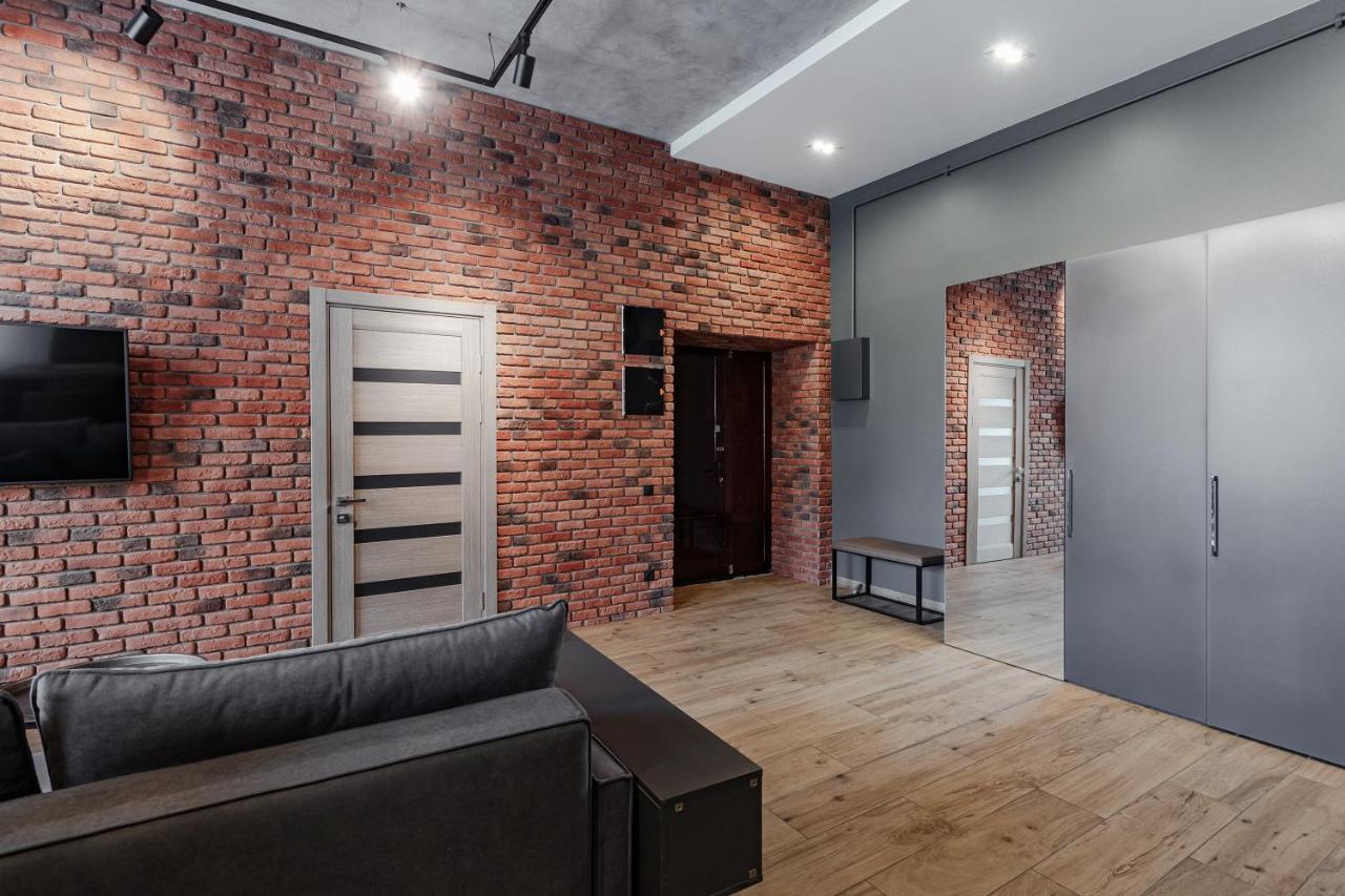 Deribasovskaya 18 Loft Apartment โอเดสซา ภายนอก รูปภาพ