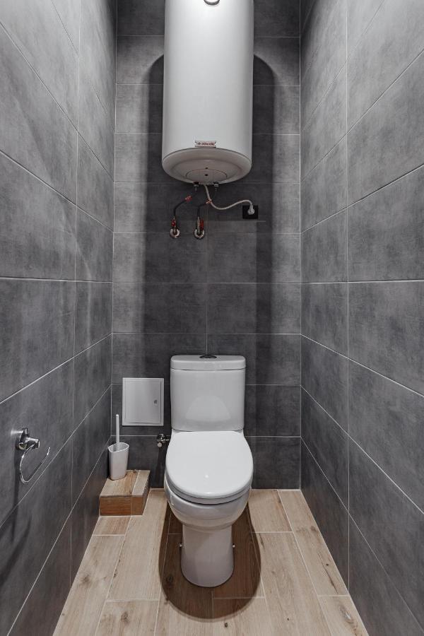 Deribasovskaya 18 Loft Apartment โอเดสซา ภายนอก รูปภาพ