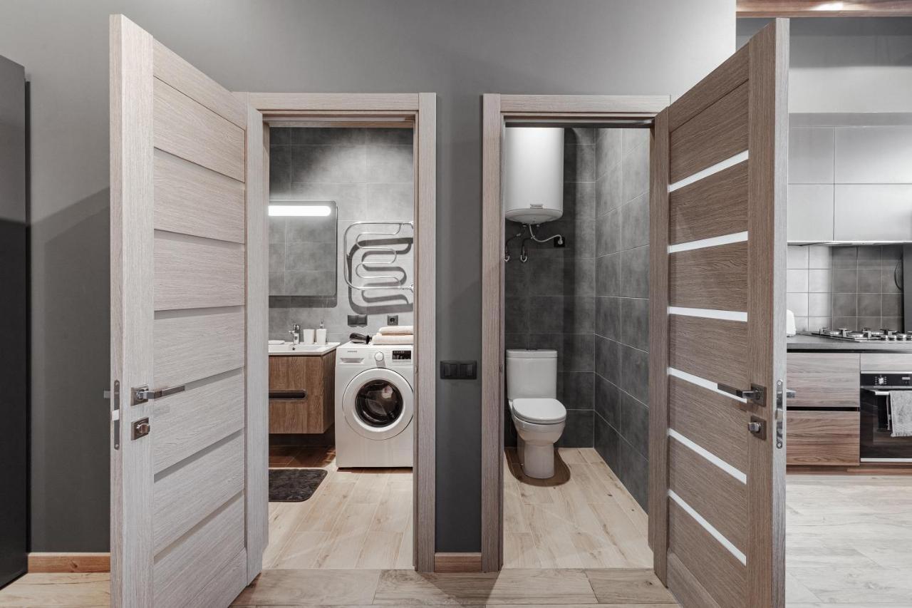 Deribasovskaya 18 Loft Apartment โอเดสซา ภายนอก รูปภาพ